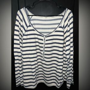 Old navy womens long sleeve top